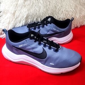 Nike Downshifter 12 Men's Blue and Black Sneakers